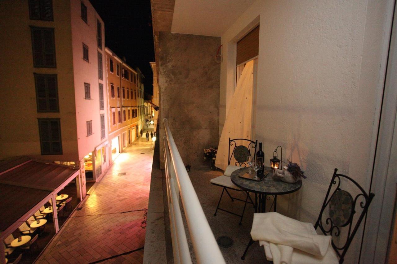 Vincent Apt. In Old Town Centre Zadar Pokój zdjęcie